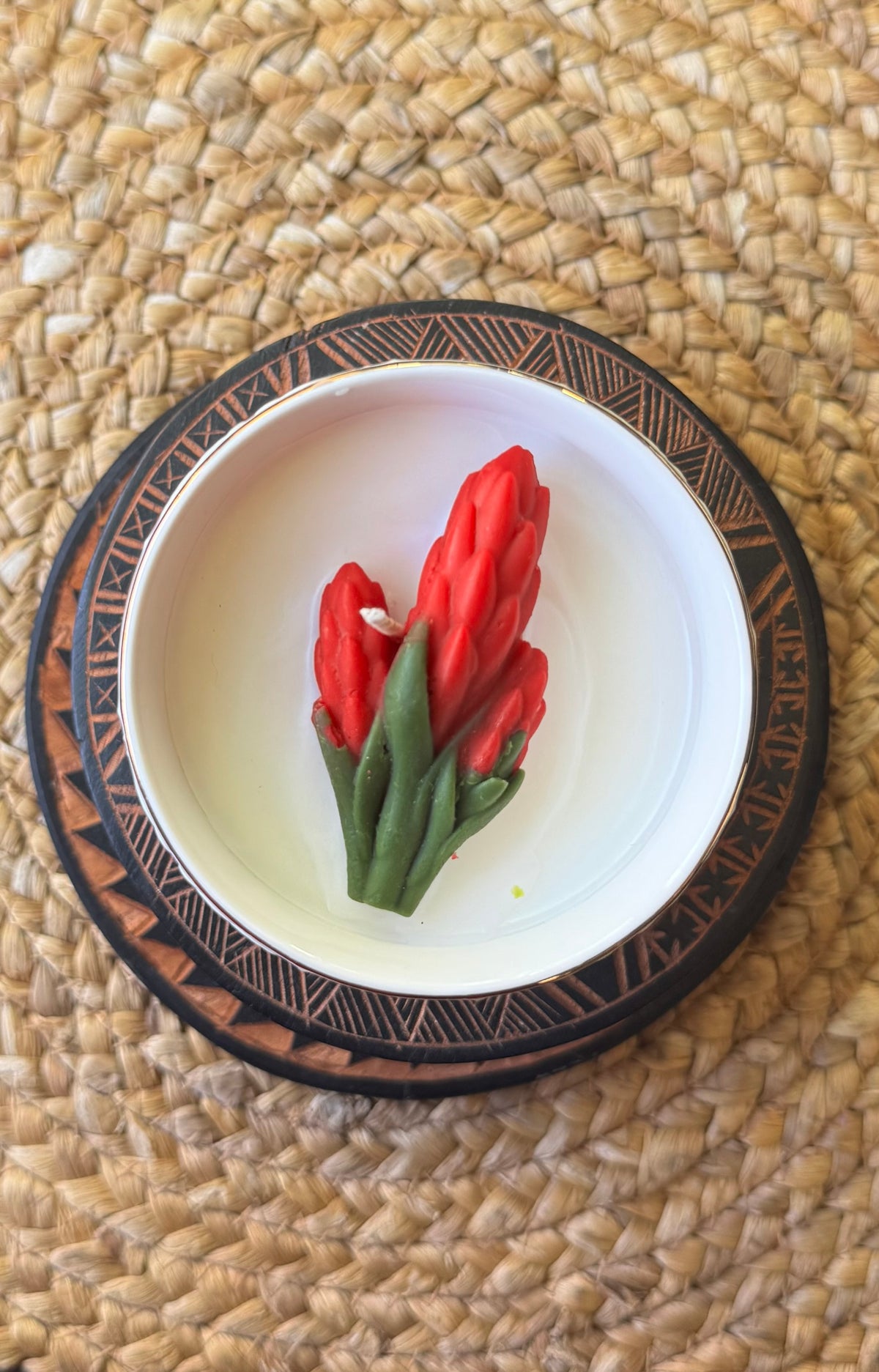 Teuila Candle