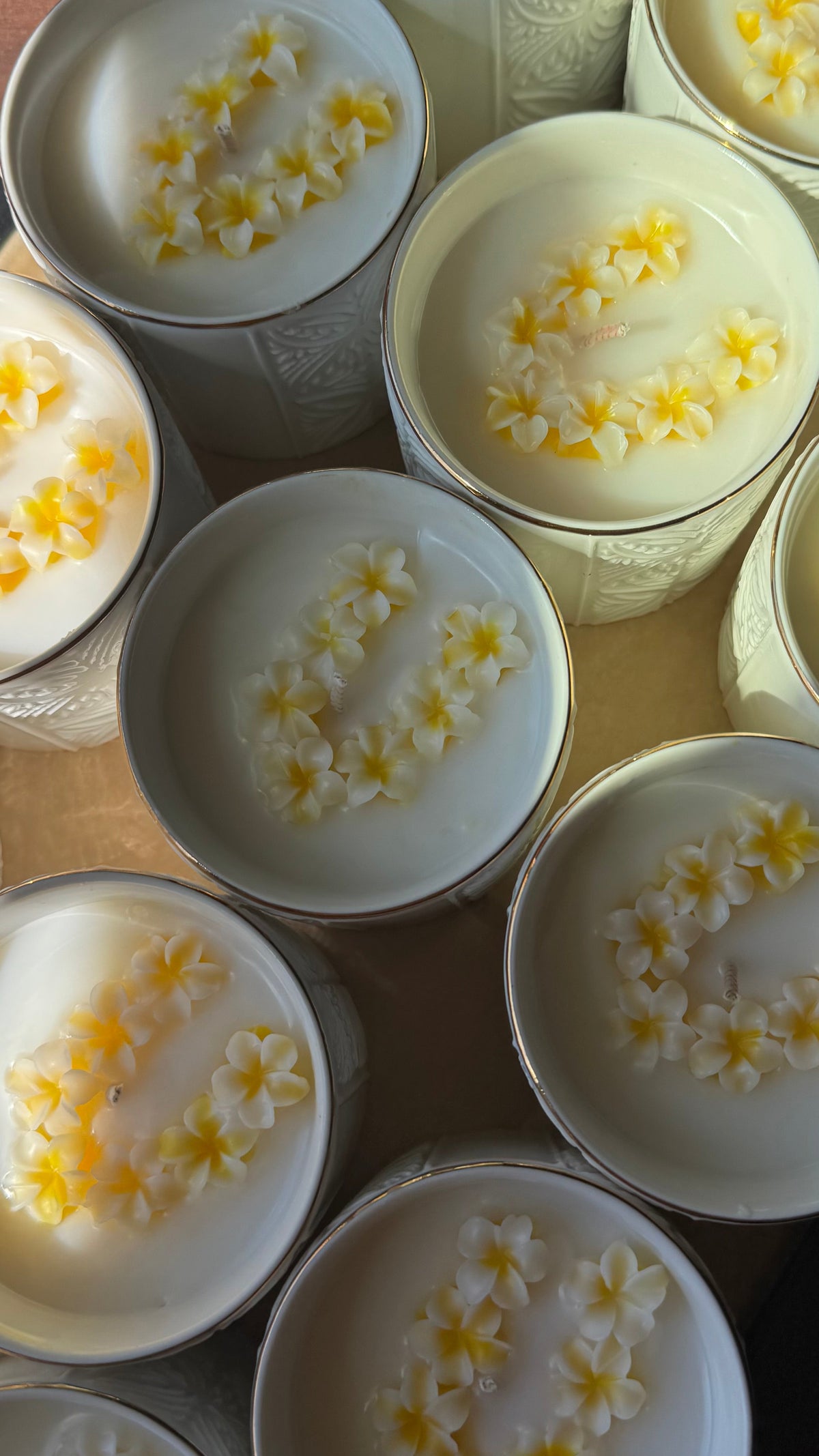 Puaolena Candle