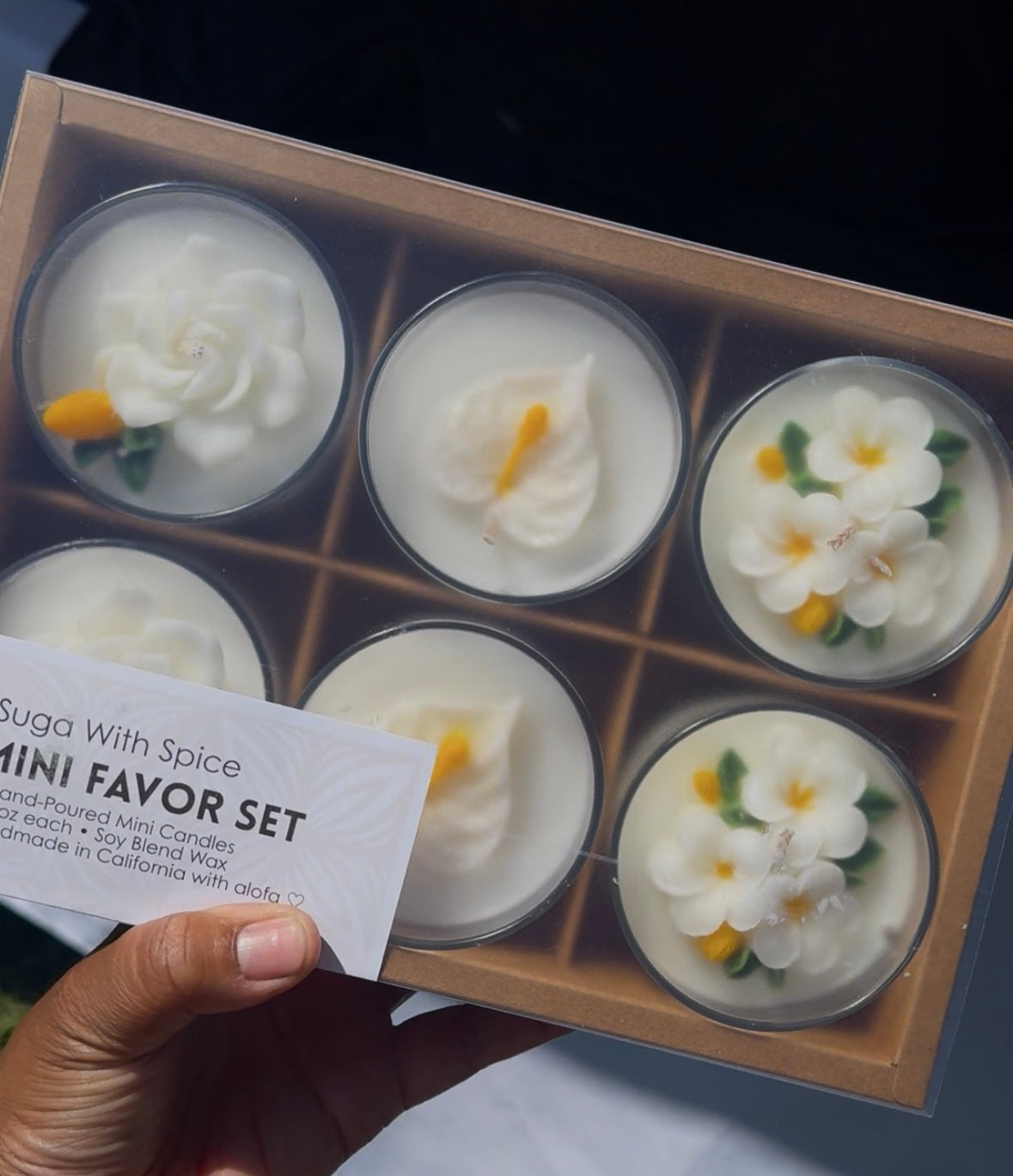 Ivory Petals Mini Favor Set